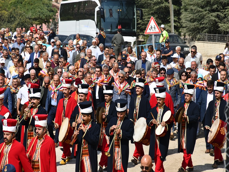 29. Karakeçili Ertuğrul Gazi'yi Anma ve Uluslararası Kültür Şenliği Gerçekleştirildi